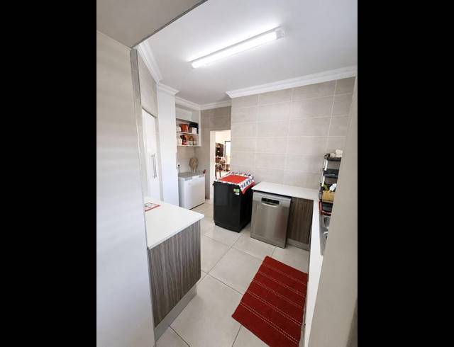 4 BEDROOM HOUSE FOR SALE IN ZAMBEZI COUNTRY ESTATE